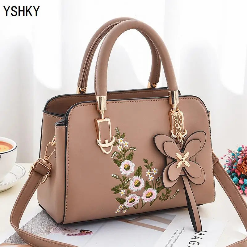 Woman shoulder bag Large capacity Handbag