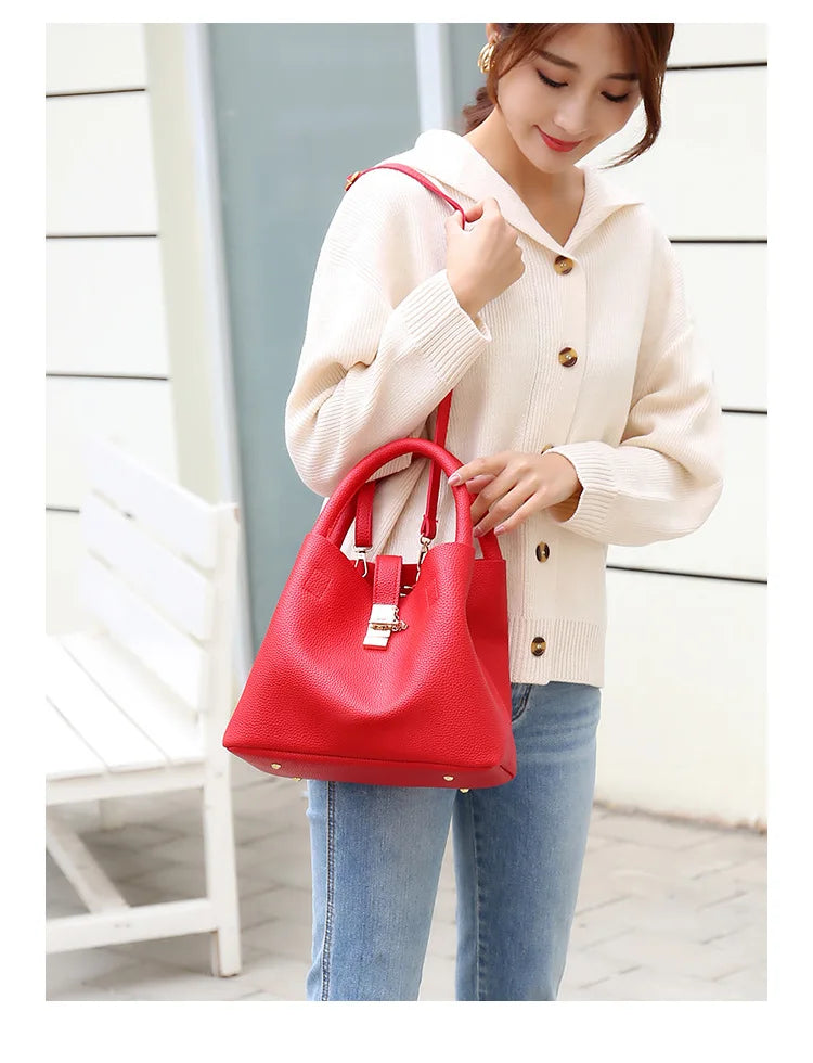 Woman shoulder bag Large capacity Handbag