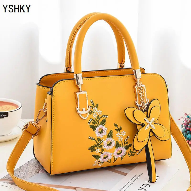 Woman shoulder bag Large capacity Handbag