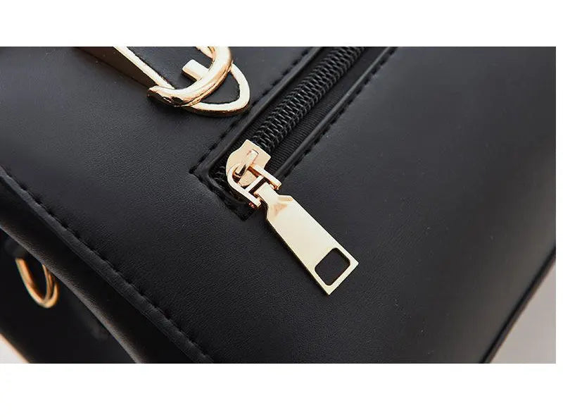 Woman shoulder bag Large capacity Handbag